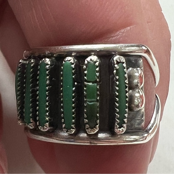 Old Pawn Native American Needlepoint Turquoise Ring - Picture 8 of 10